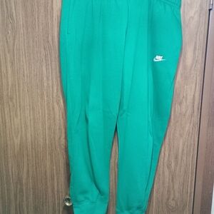 Nike Men's malachite Green Sweatpants